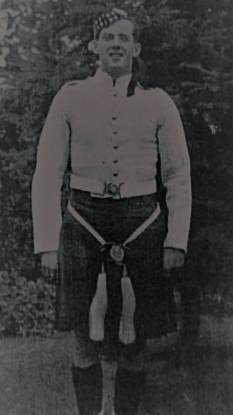 PTE, Martin, Clarence Gordon